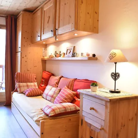 2 Pieces Avec Balcon A Meribel, Proche Commerces Et Pistes - Fr-1-180-86 Appartement Méribel